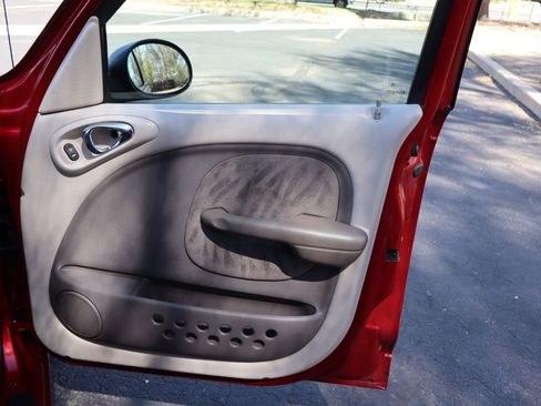 Used 2002 Chrysler PT Cruiser Touring image 26