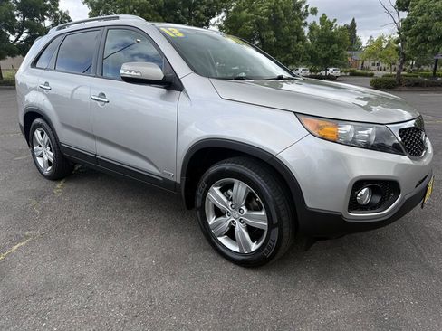 Used 2013 Kia Sorento EX AWD/4WD image 1