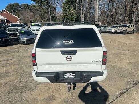 Used 2022 Nissan Frontier Pro-X image 5