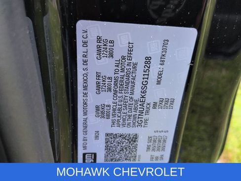 Used 2025 GMC Sierra 1500 Pro w/ Pro Value Package AWD/4WD image 31