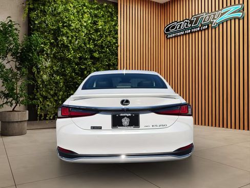 Used 2021 Lexus ES 250 w/ Premium Package AWD/4WD image 5