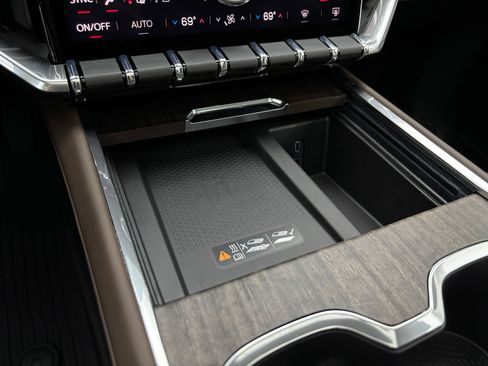New 2027 GMC Acadia Denali Ultimate w/ LPO, Floor Liner Package AWD/4WD image 36