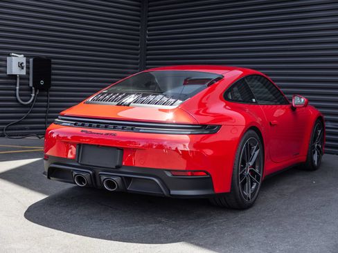 Certified 2026 Porsche 911 Carrera GTS RWD image 10