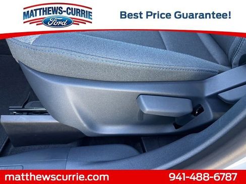 New 2026 Ford Maverick XLT image 10