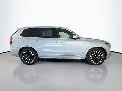 Used 2025 Volvo XC90 T8 Plus w/ Protection Package Premier AWD/4WD image 8
