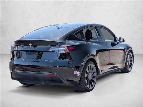Used 2022 Tesla Model Y Performance AWD/4WD image 7