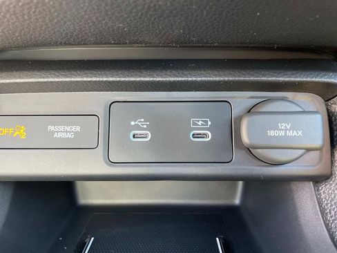 Certified 2025 Honda Civic Sport image 19