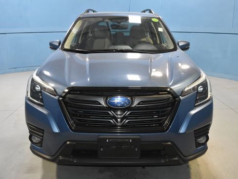 Used 2023 Subaru Forester Limited image 25