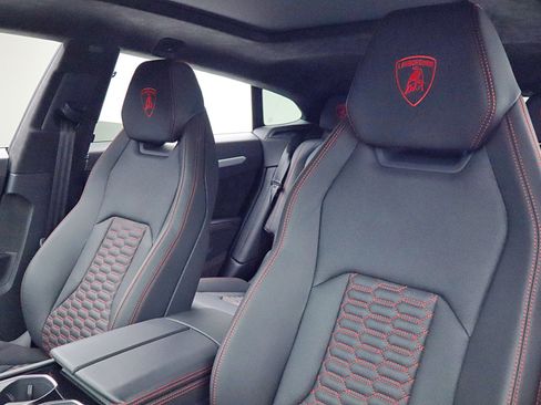 Used 2024 Lamborghini Urus S image 36