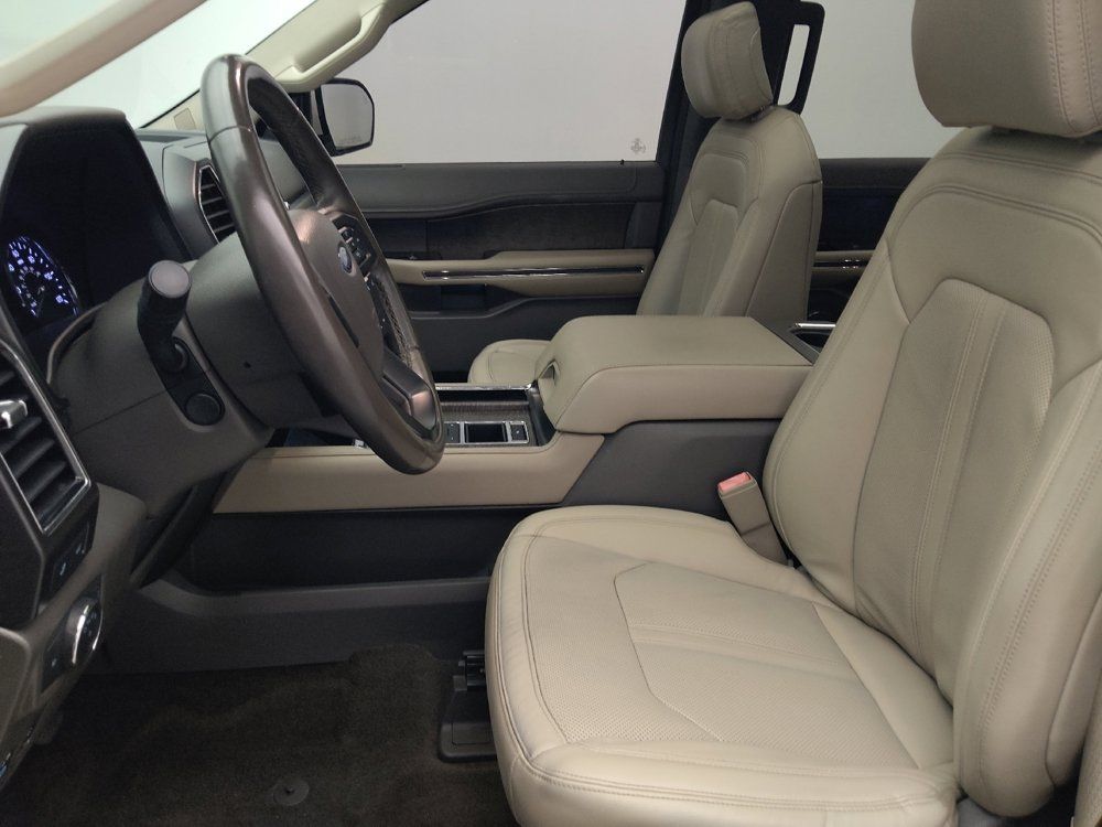Used 2018 Ford Expedition Max Limited w/ Equipment Group 301A RWD image 17