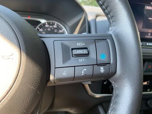 Used 2024 Nissan Rogue SV w/ SV Premium Package AWD/4WD image 20