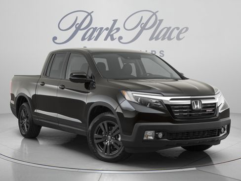 Used 2020 Honda Ridgeline Sport image 6