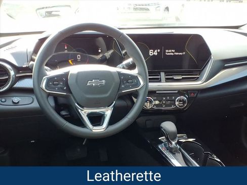 New 2026 Chevrolet Trax ACTIV w/ Driver Confidence Package image 2