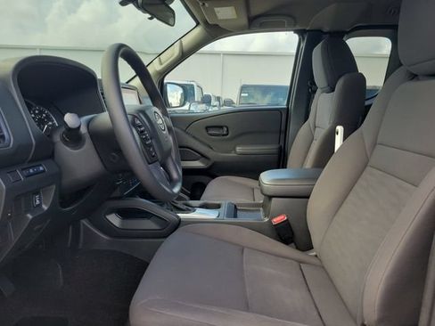 Used 2024 Nissan Frontier S w/ Technology Package RWD image 13