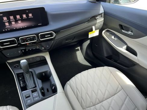 New 2026 Nissan Sentra SL w/ Floor Mat Package FWD image 31
