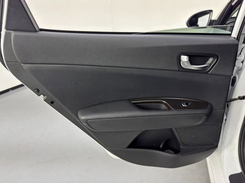 Used 2020 Kia Optima Premium image 43