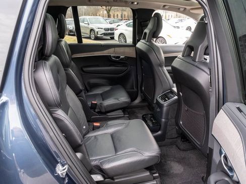 Used 2021 Volvo XC90 T8 Inscription image 34