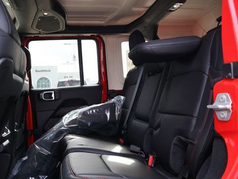 New 2026 Jeep Wrangler Unlimited Rubicon image 8