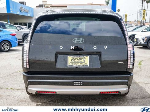 New 2026 Hyundai Ioniq 9 SEL AWD/4WD image 3