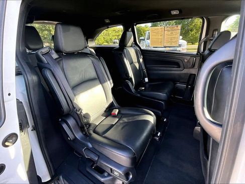 Used 2025 Honda Odyssey Sport-L image 27