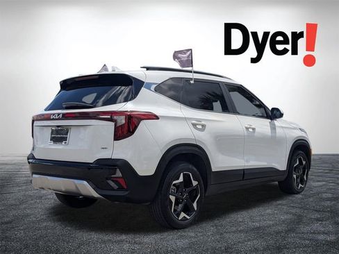 Certified 2024 Kia Seltos EX AWD/4WD image 6
