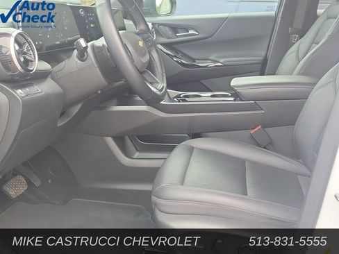 Used 2025 Chevrolet Equinox LT w/ Convenience Package II FWD image 21