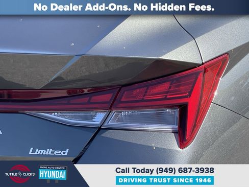 Certified 2024 Hyundai Elantra Limited image 9