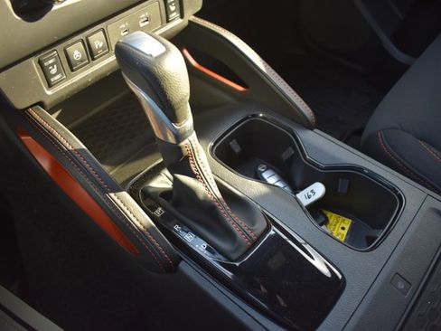 Used 2024 Nissan Frontier PRO-4X w/ Pro Convenience Package image 26