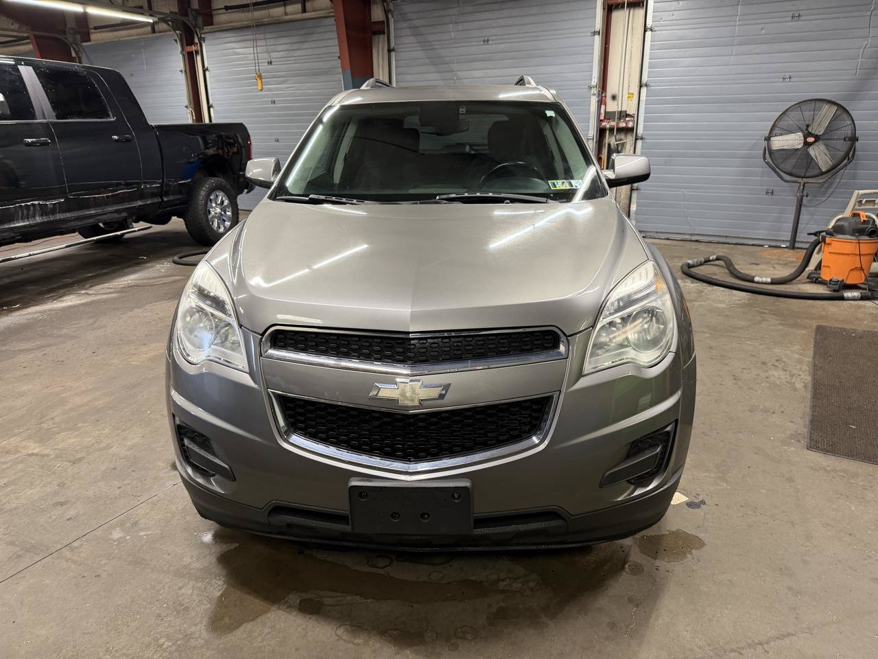 Used 2012 Chevrolet Equinox LT FWD image 2