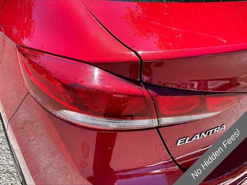 Used 2017 Hyundai Elantra SE w/ SE A/T Tech Package 03 FWD image 27