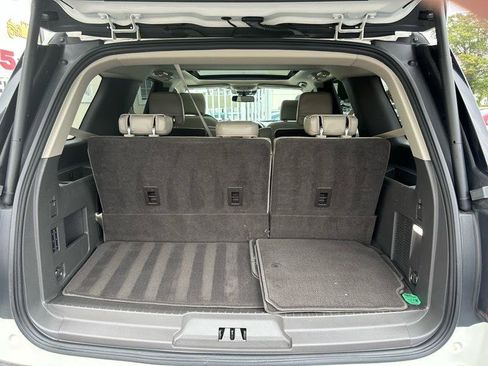 Used 2020 Ford Expedition XLT w/ Equipment Group 202A image 33