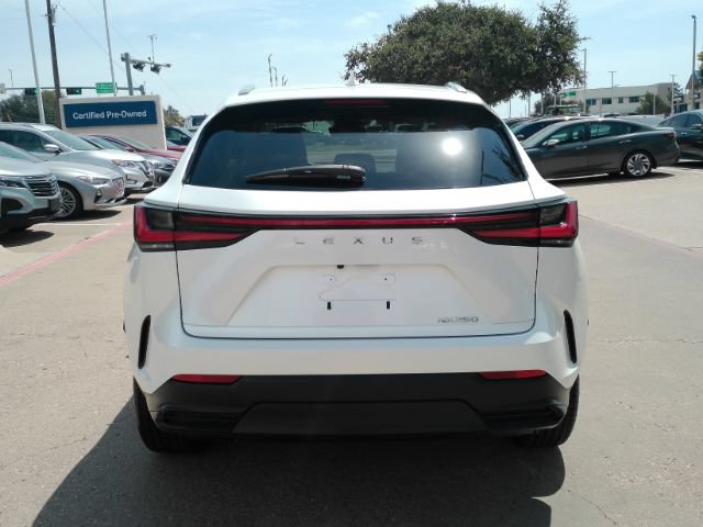 Used 2024 Lexus NX 250 FWD image 7