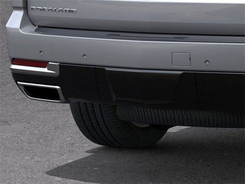 New 2026 Cadillac Escalade Luxury w/ LPO, Floor Liner Package image 14