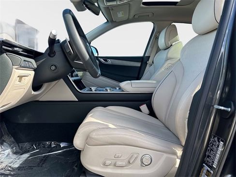 Used 2025 Genesis GV80 3.5T Advanced image 16