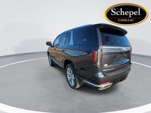 Used 2023 Cadillac Escalade Premium Luxury w/ LPO, Radiant Package image 6