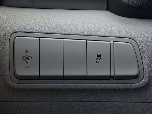 Used 2018 Hyundai Tucson SE image 25