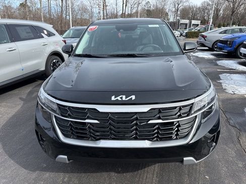 New 2026 Kia Seltos LX AWD/4WD image 2