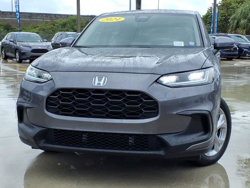 Used 2024 Honda HR-V LX image 2