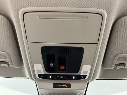 Used 2025 Honda Accord SE image 30