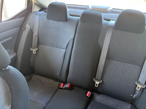 Used 2025 Nissan Versa SV FWD image 39
