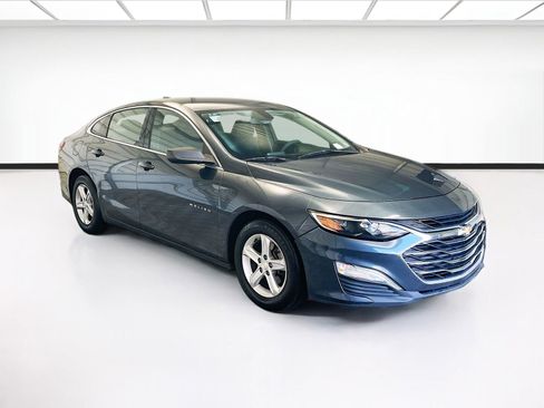 Used 2020 Chevrolet Malibu LS FWD image 3