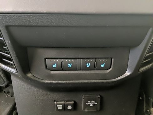 Used 2023 Toyota Tundra 1794 Edition image 17