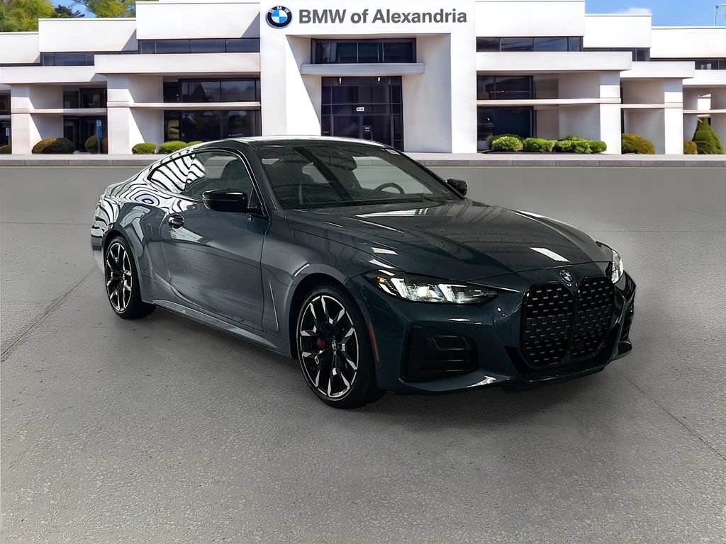Used 2026 BMW 430i xDrive Coupe w/ M Sport Package AWD/4WD image 3