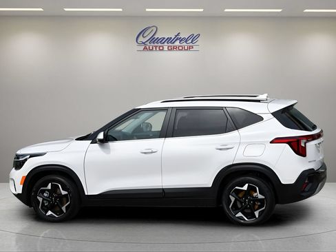 Used 2024 Kia Seltos EX AWD/4WD image 7