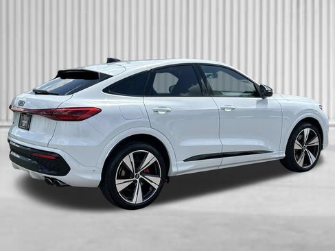 New 2026 Audi SQ5 Premium Plus AWD/4WD image 5