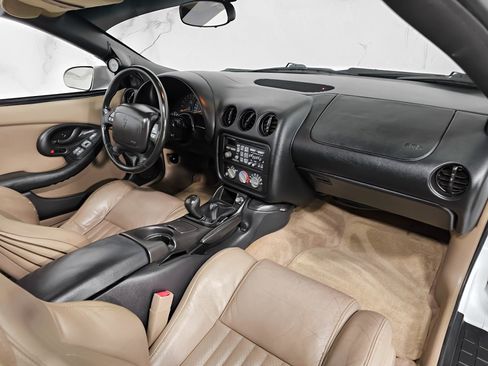 Used 2002 Pontiac Firebird Formula image 9