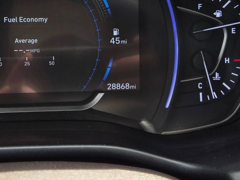 Used 2020 Hyundai Santa Fe Limited AWD/4WD image 26