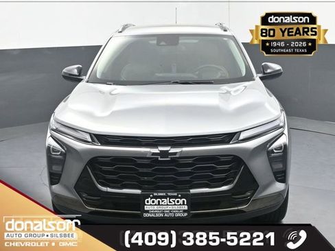 Used 2024 Chevrolet Trax ACTIV w/ Driver Confidence Package image 3