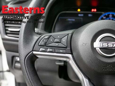 Used 2023 Nissan Leaf S FWD image 14