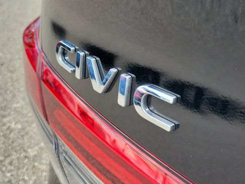 Used 2023 Honda Civic LX image 8